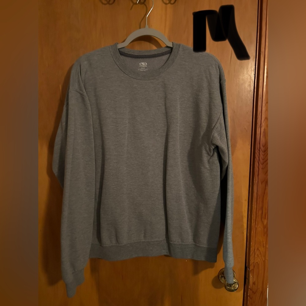Grey Sweatshirt